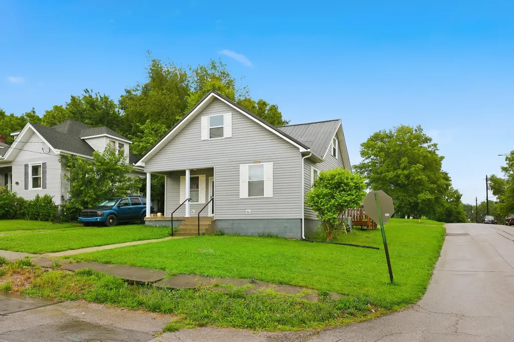 418 S Elmarch Avenue Cynthiana KY 41031