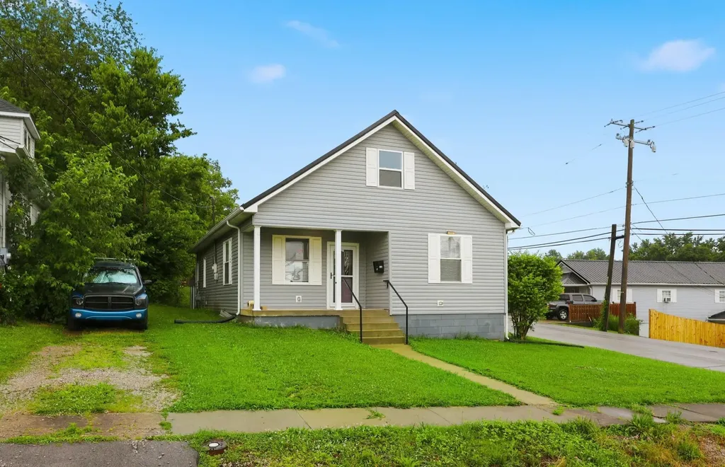 418 S Elmarch Avenue Cynthiana KY 41031