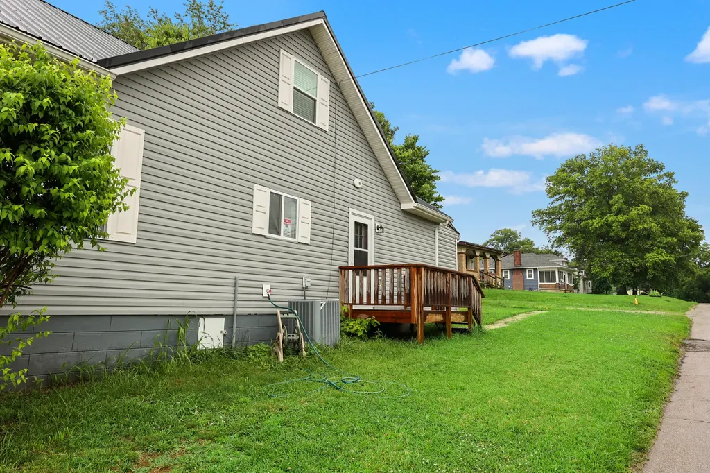418 S Elmarch Avenue Cynthiana KY 41031