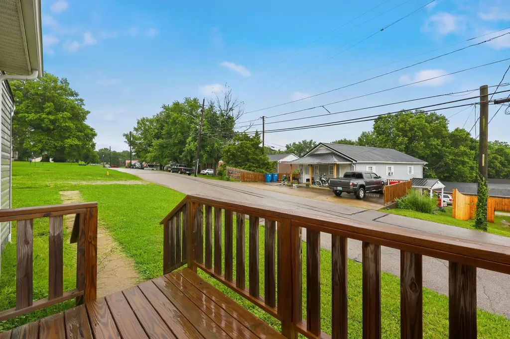 418 S Elmarch Avenue Cynthiana KY 41031