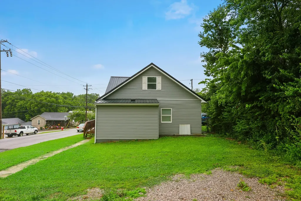 418 S Elmarch Avenue Cynthiana KY 41031