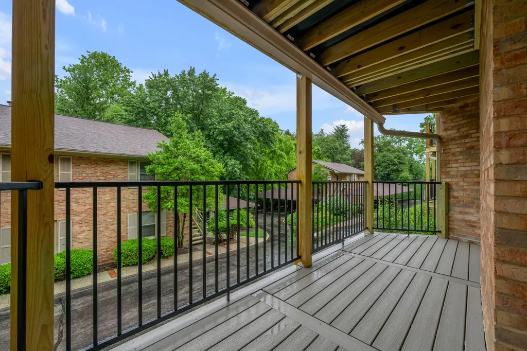 1167 Turkey Foot Road Lexington KY 40502