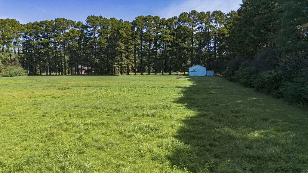 1560 Meacham Lane Paducah KY 42003