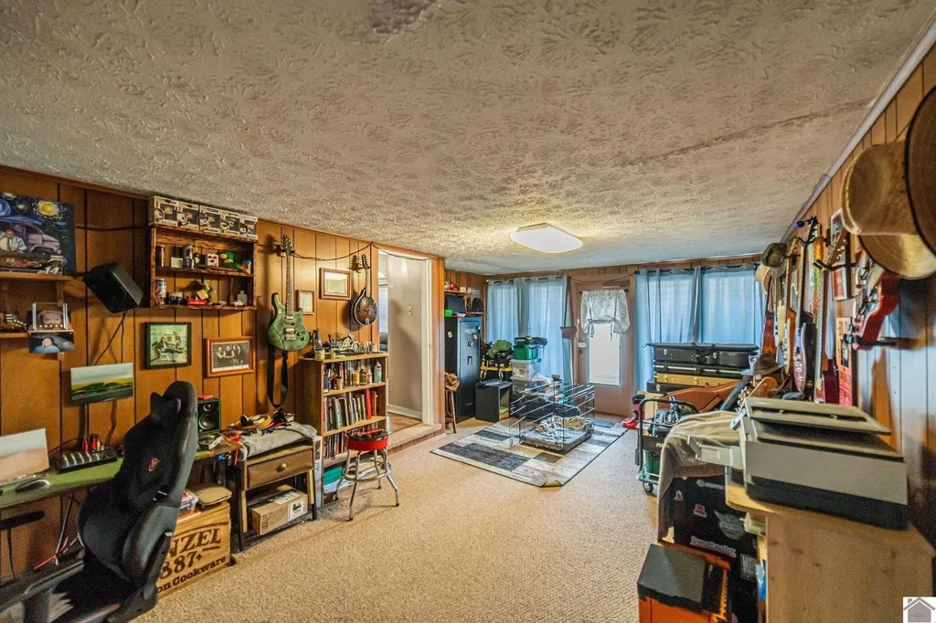 1560 Meacham Lane Paducah KY 42003
