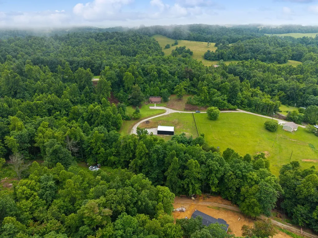 463 Amos Baker Road Mckee KY 40447