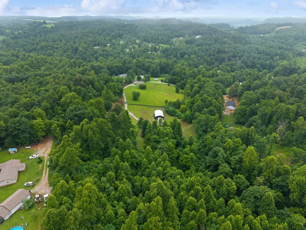 463 Amos Baker Road Mckee KY 40447
