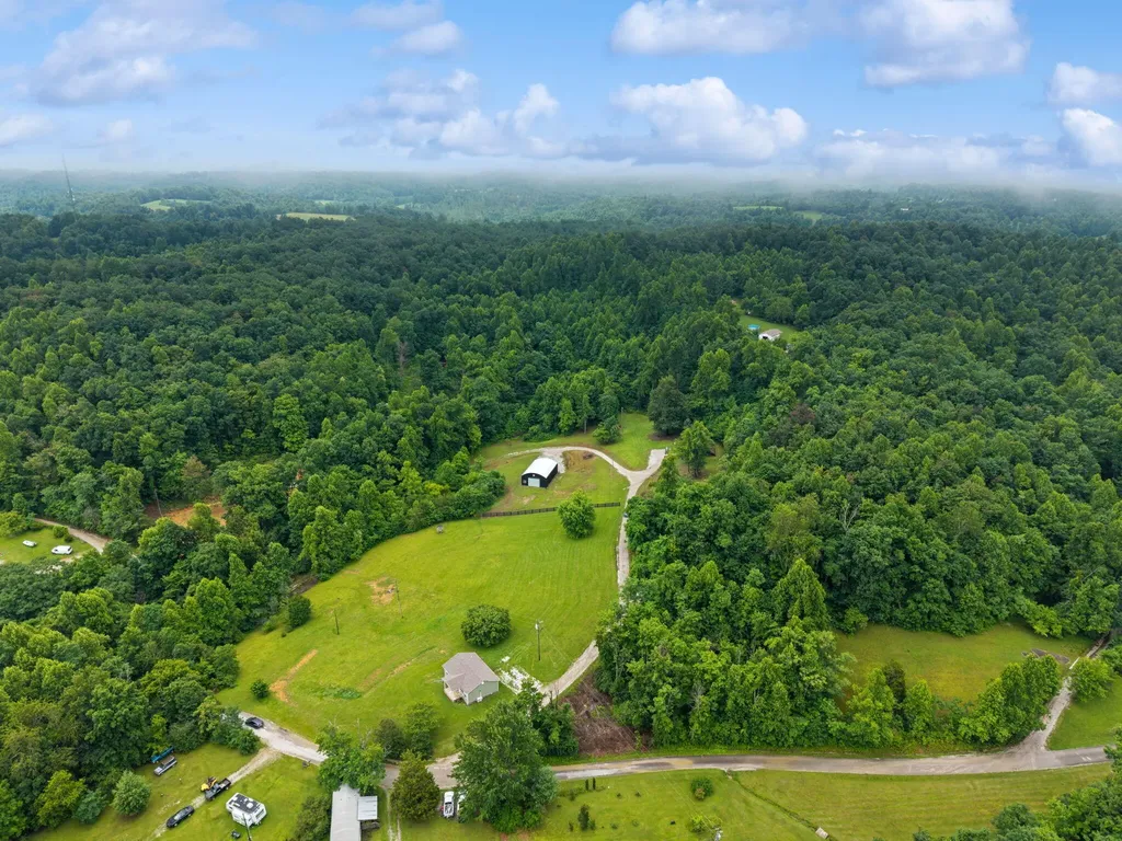 463 Amos Baker Road Mckee KY 40447