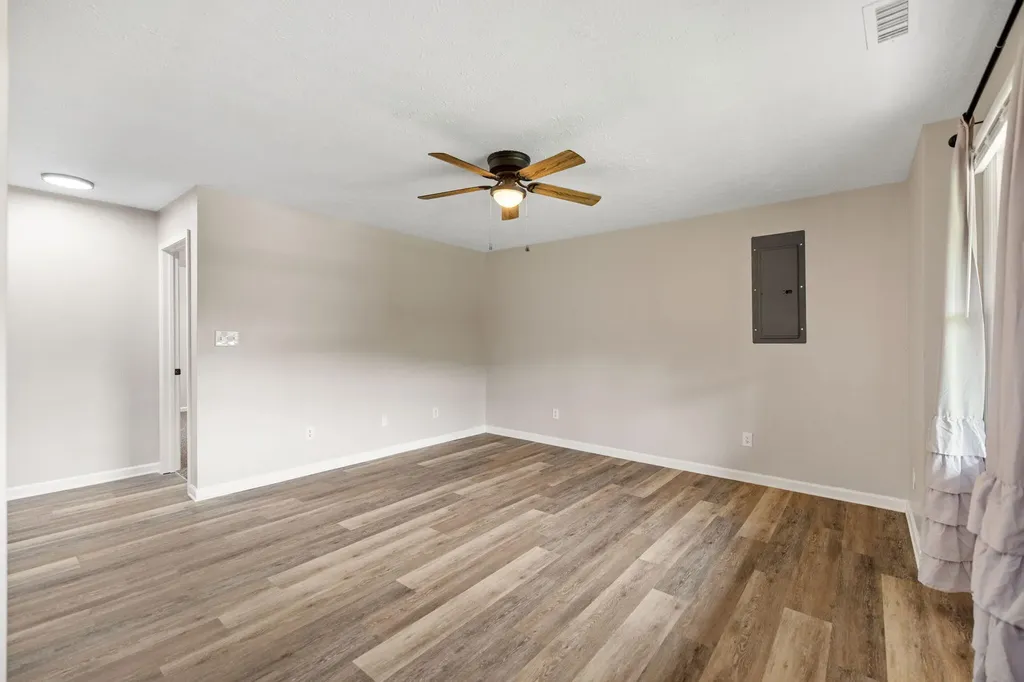 463 Amos Baker Road Mckee KY 40447