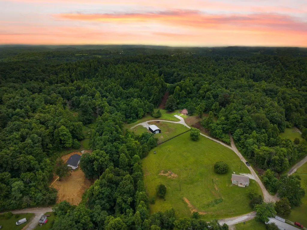 463 Amos Baker Road Mckee KY 40447