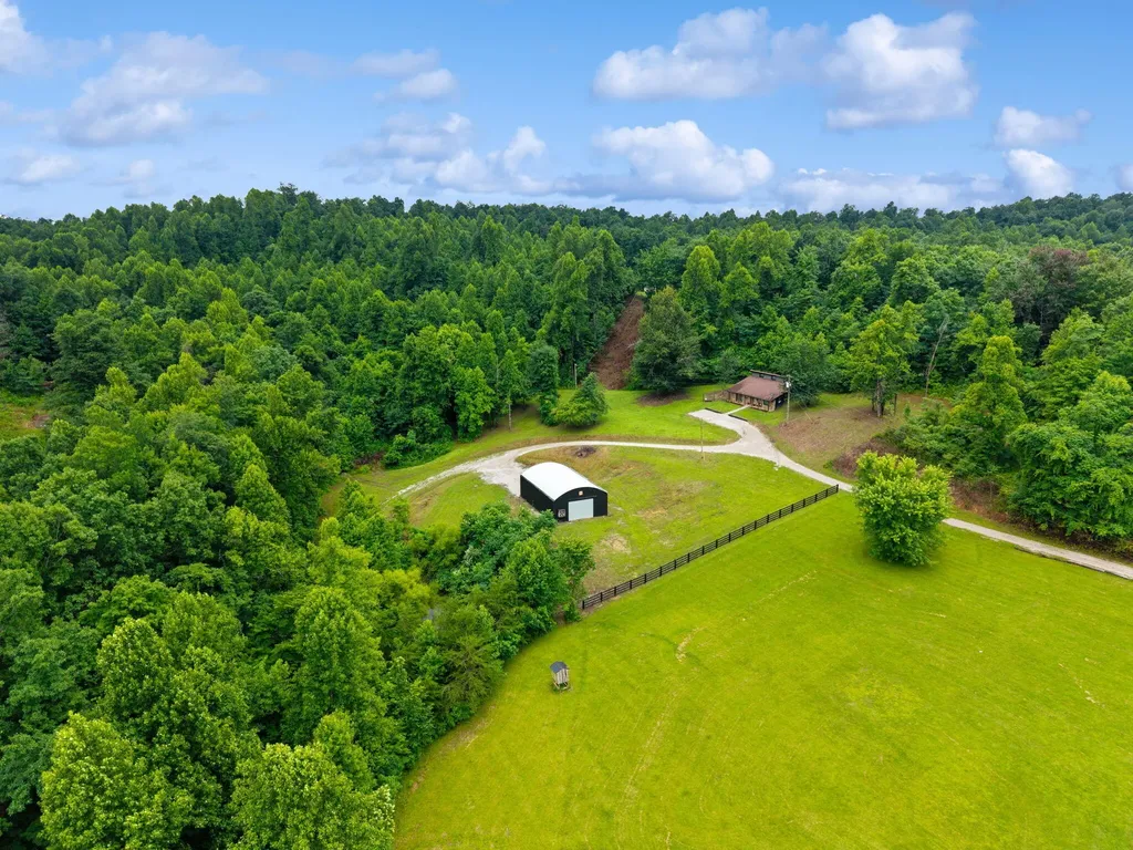 463 Amos Baker Road Mckee KY 40447