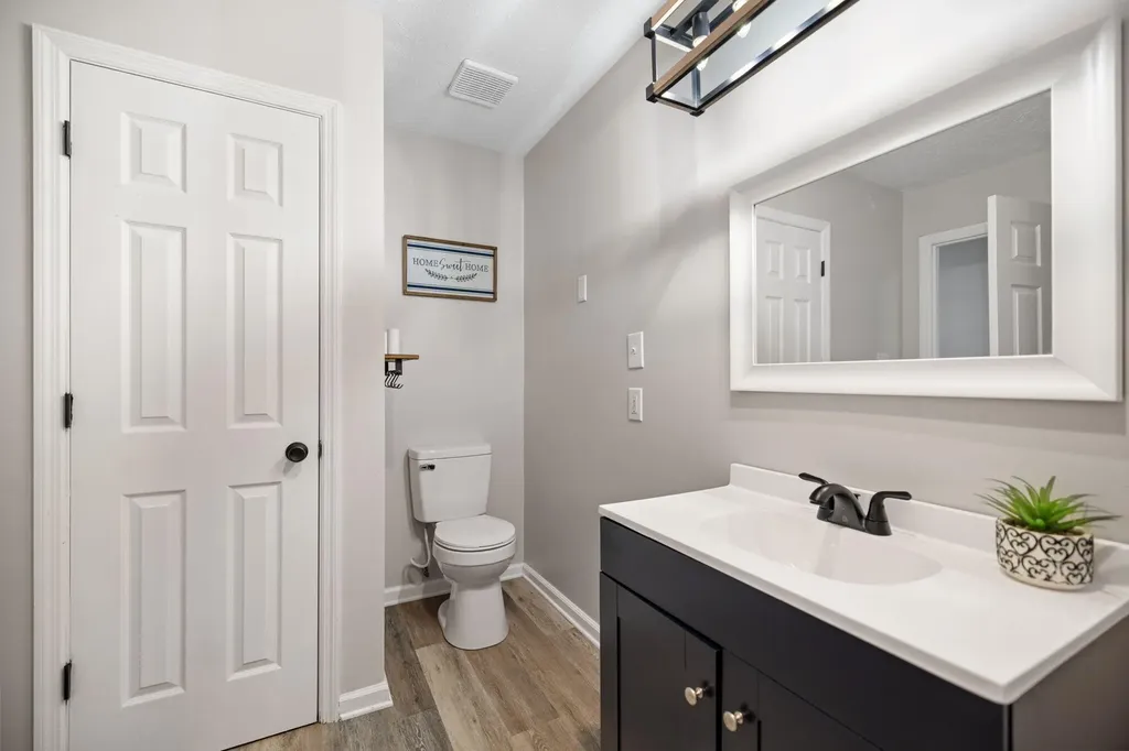 463 Amos Baker Road Mckee KY 40447