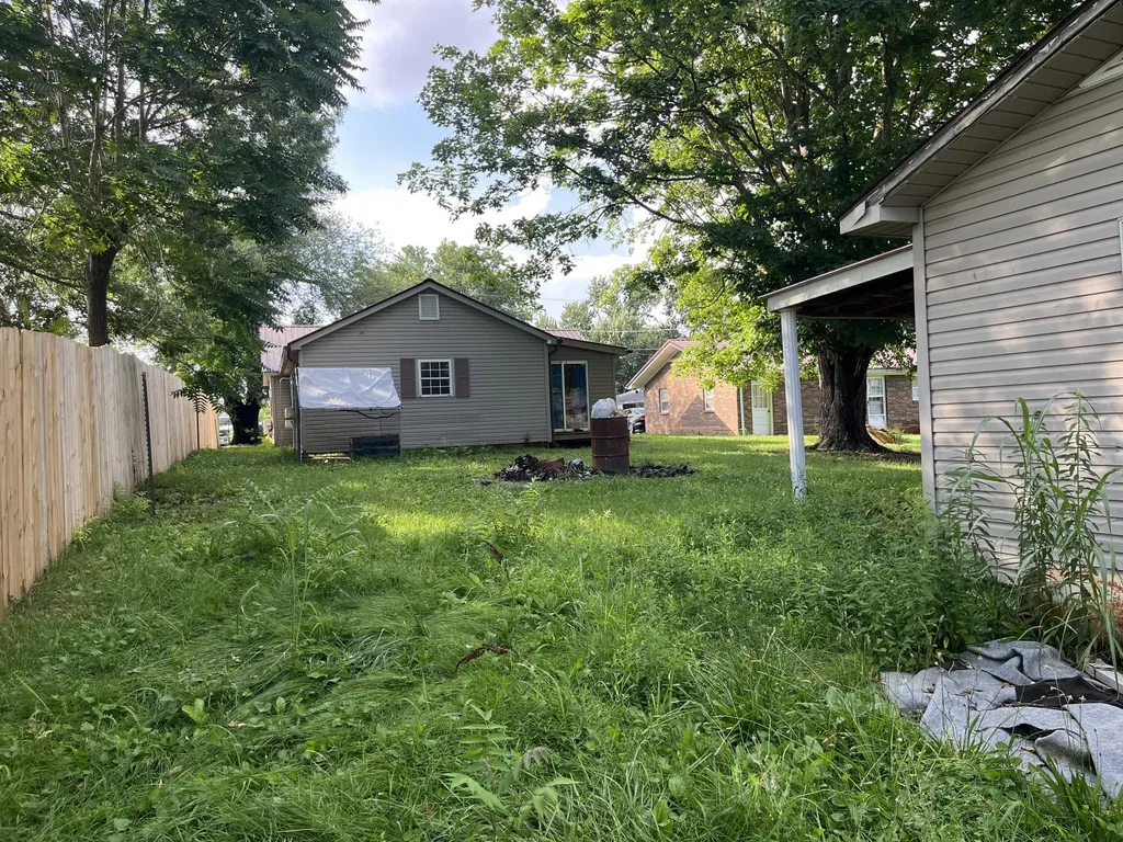 105 Brown Street Albany KY 42602
