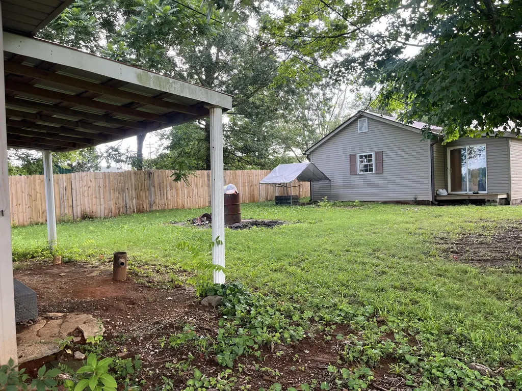 105 Brown Street Albany KY 42602