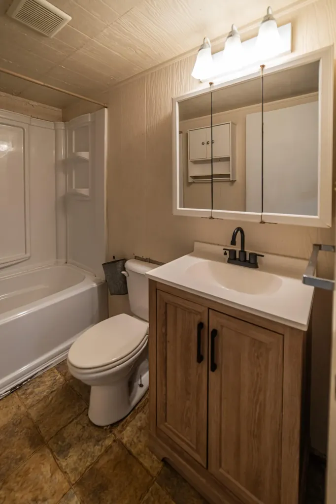 1675 Ridge Road Gilbertsville KY 42044