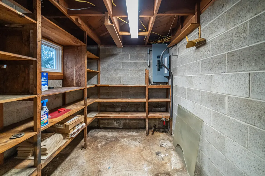 1675 Ridge Road Gilbertsville KY 42044