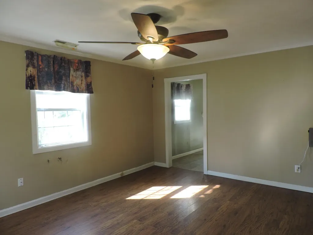 205 E 15th Street Benton KY 42025