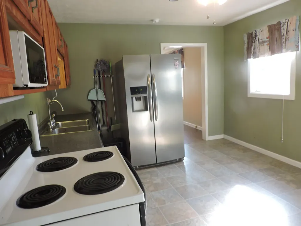 205 E 15th Street Benton KY 42025