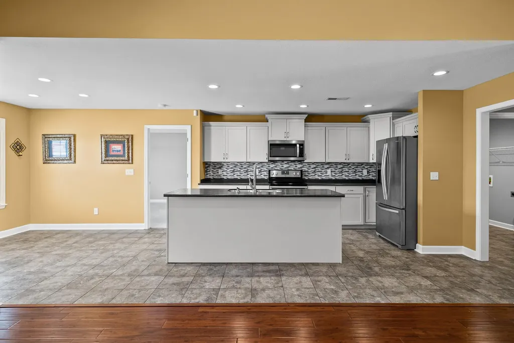 411 Yorkshire Way Hopkinsville KY 42240