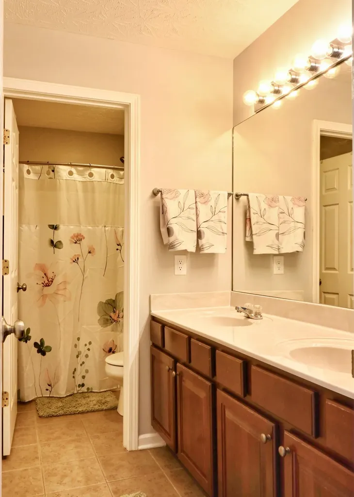 2724 Trailwood Lane Lexington KY 40511
