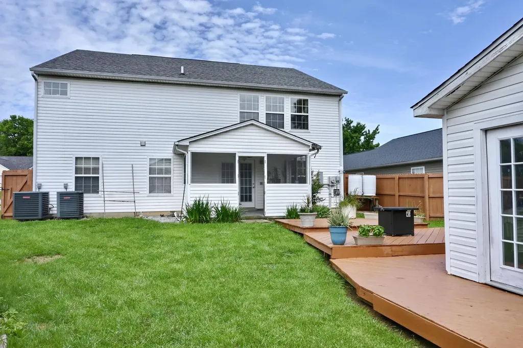 2724 Trailwood Lane Lexington KY 40511