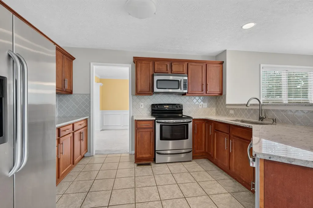 3132 Sandersville Road Lexington KY 40511