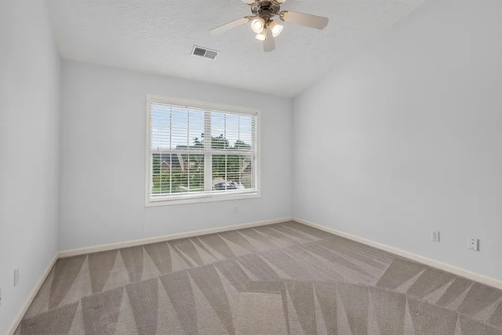 3132 Sandersville Road Lexington KY 40511