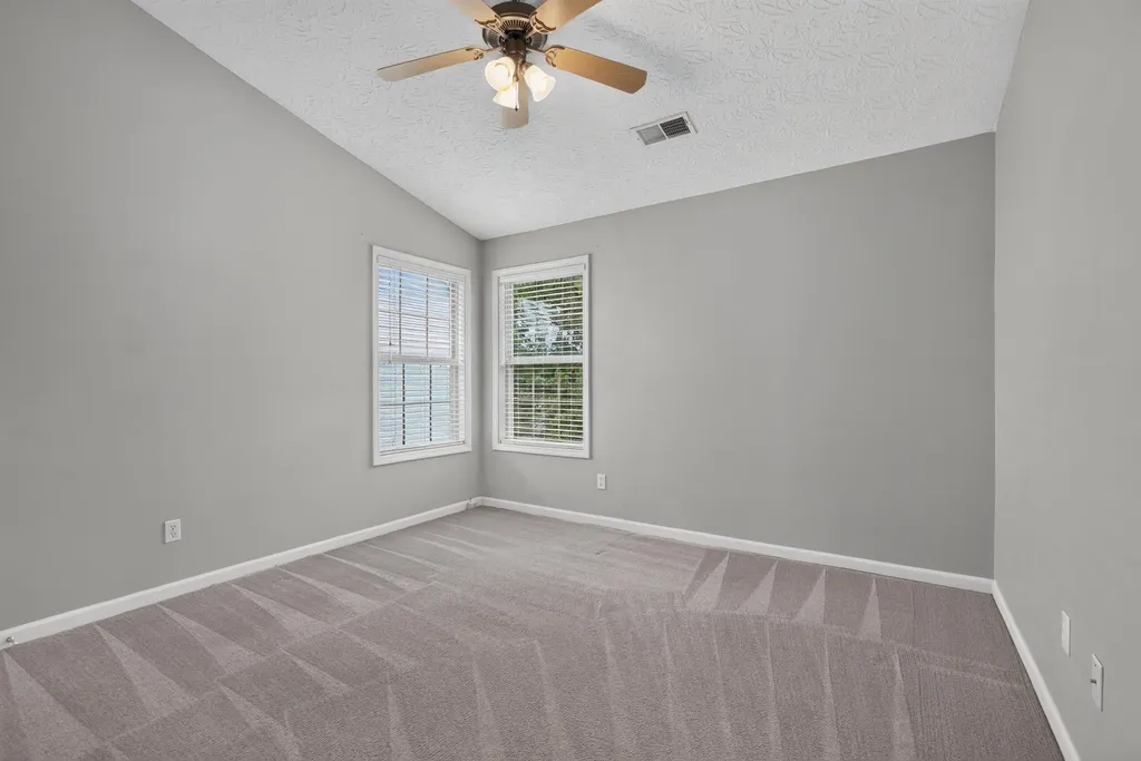 3132 Sandersville Road Lexington KY 40511