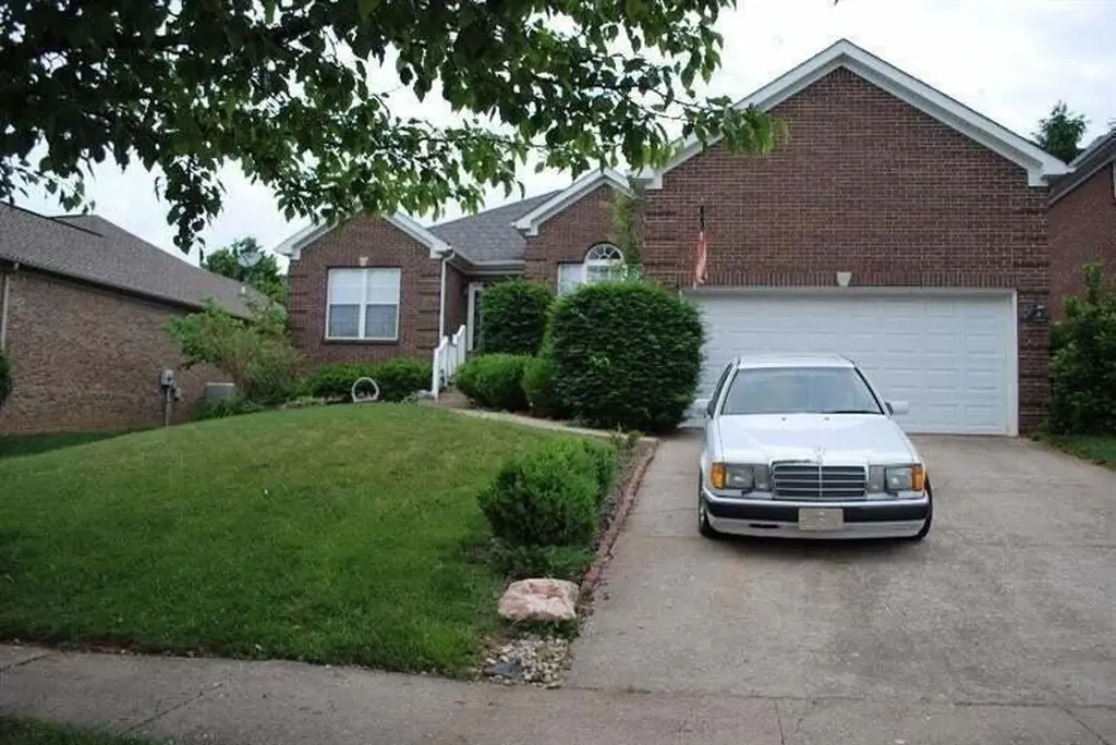 581 Forest Hill Drive Lexington KY 40509