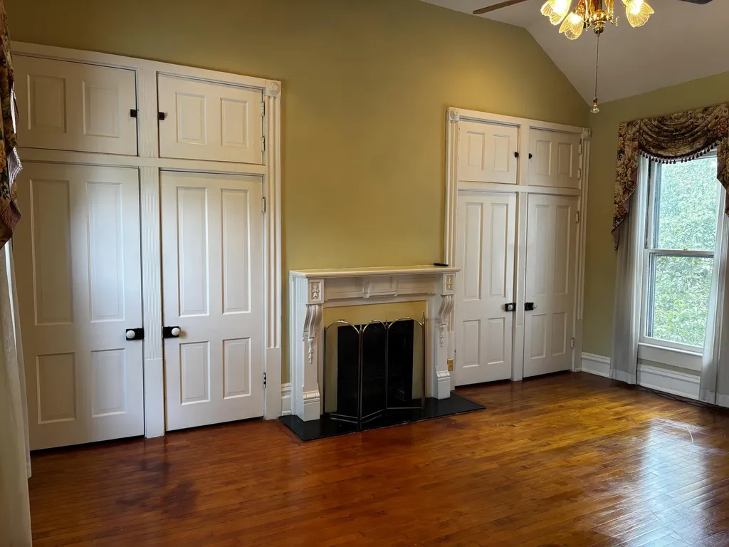 218 W Campbell Street Frankfort KY 40601