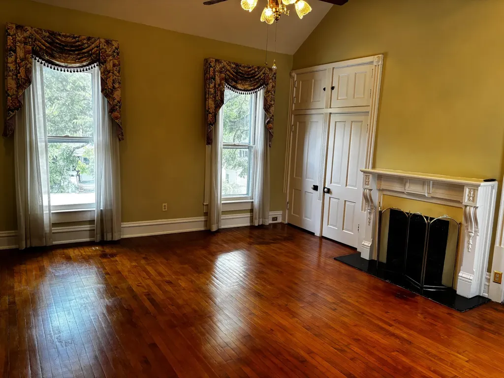 218 W Campbell Street Frankfort KY 40601
