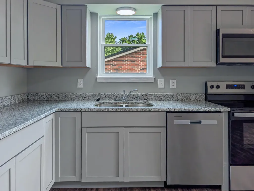 118 Kingsway Drive Nicholasville KY 40356