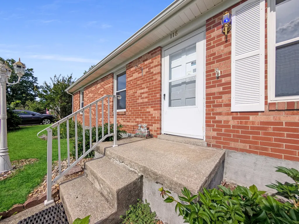 118 Kingsway Drive Nicholasville KY 40356