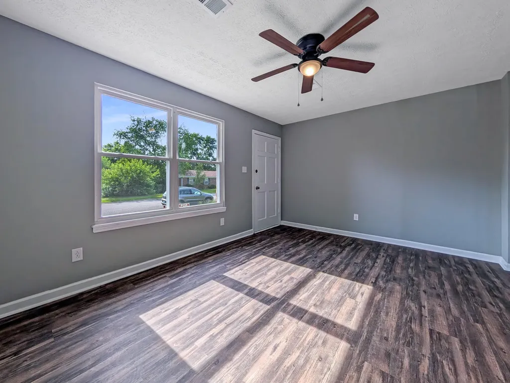 118 Kingsway Drive Nicholasville KY 40356