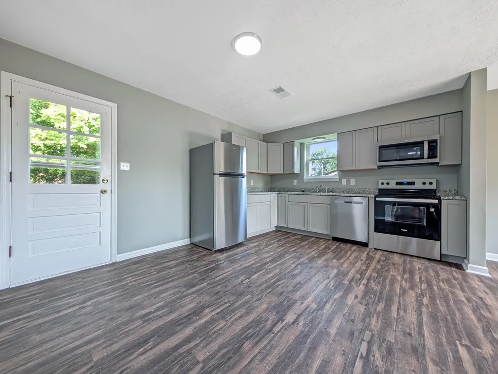 118 Kingsway Drive Nicholasville KY 40356