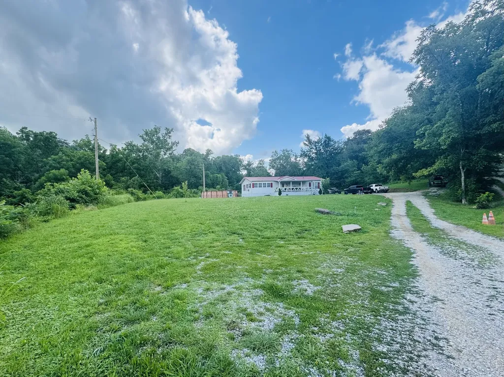 121 Black Creek Road Clay City KY 40312