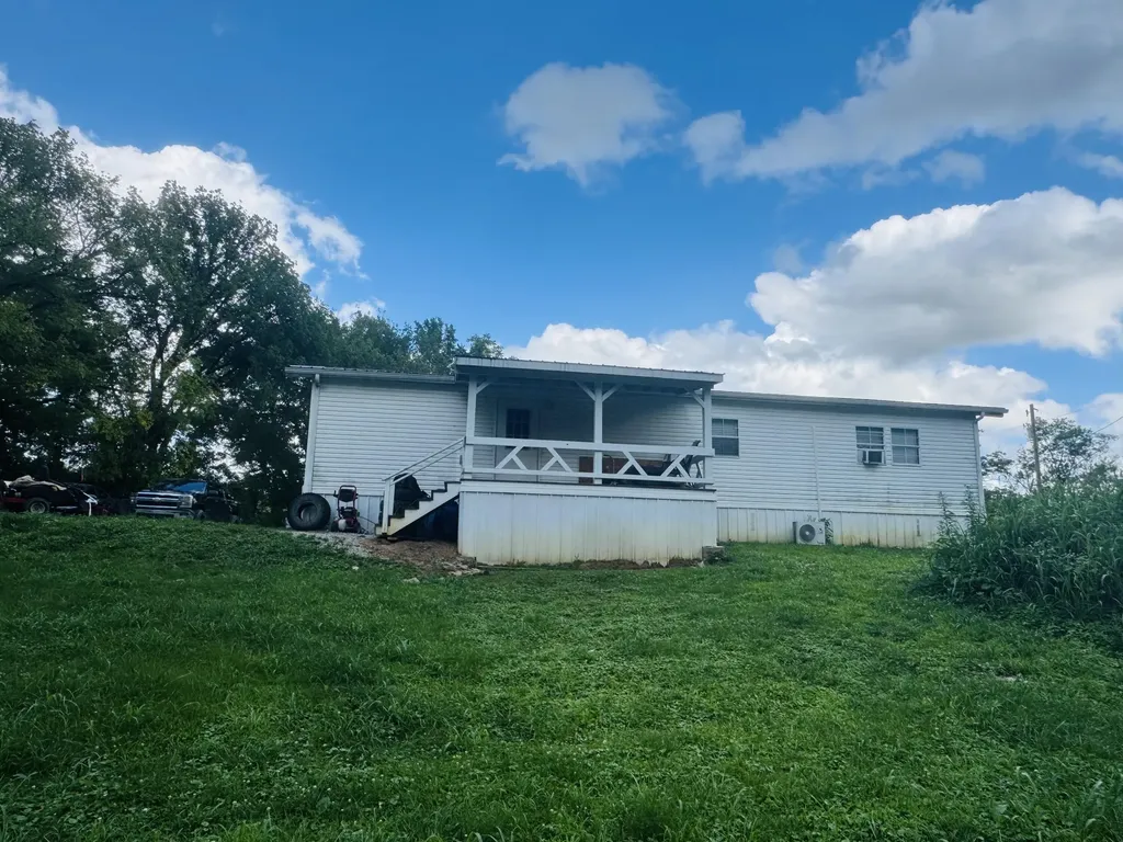 121 Black Creek Road Clay City KY 40312