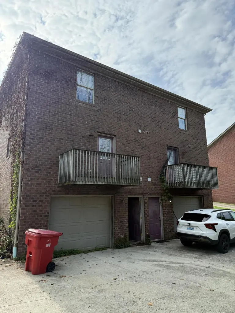 812 Ridgewood Drive Berea KY 40403