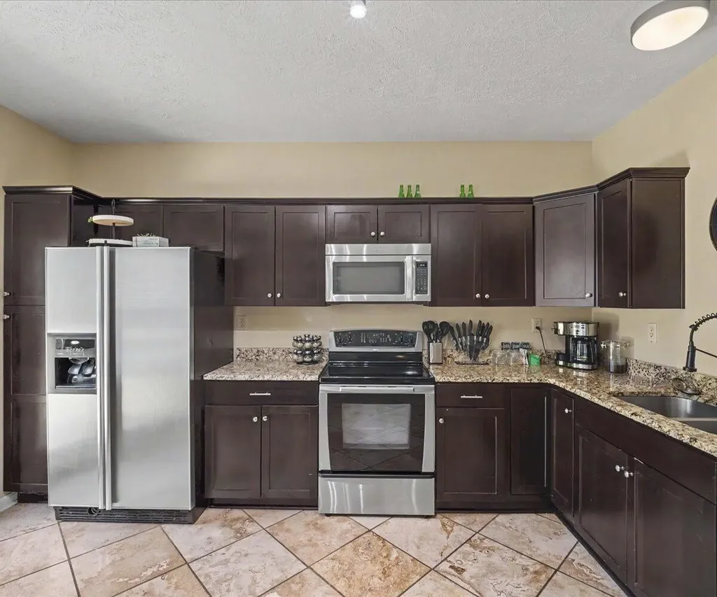 3124 Roundway Down Lane Lexington KY 40509