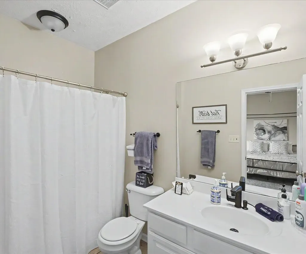 3124 Roundway Down Lane Lexington KY 40509