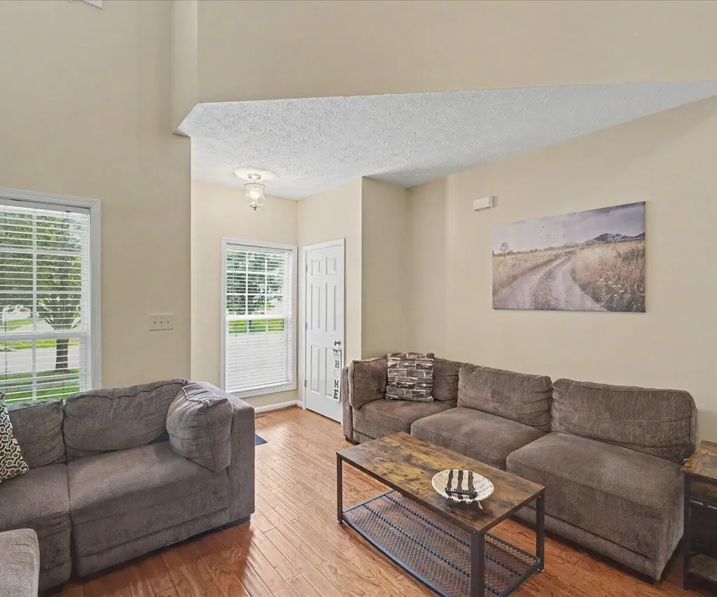 3124 Roundway Down Lane Lexington KY 40509