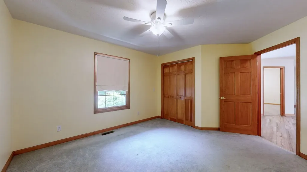 839 Summit Point Cadiz KY 42211