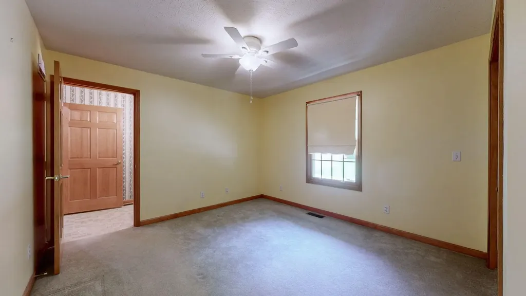 839 Summit Point Cadiz KY 42211