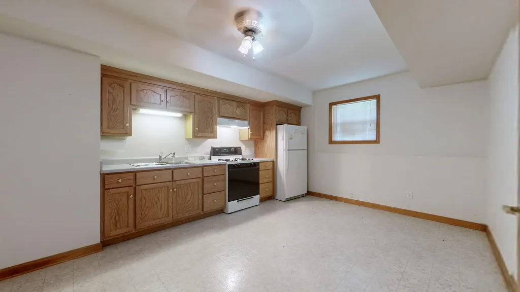 839 Summit Point Cadiz KY 42211