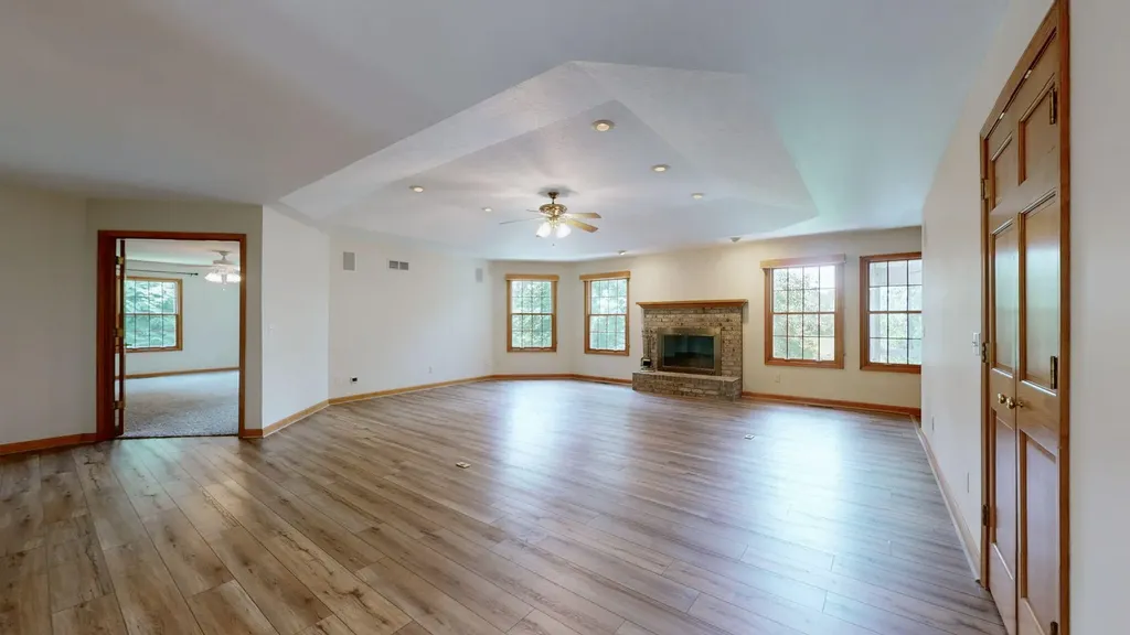 839 Summit Point Cadiz KY 42211
