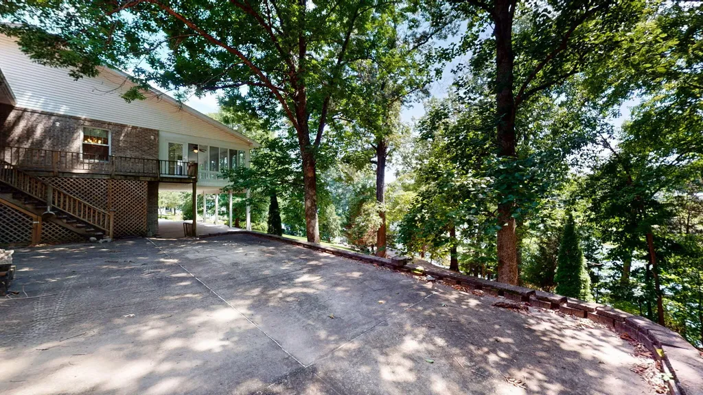 839 Summit Point Cadiz KY 42211