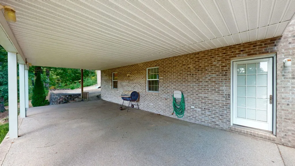 839 Summit Point Cadiz KY 42211
