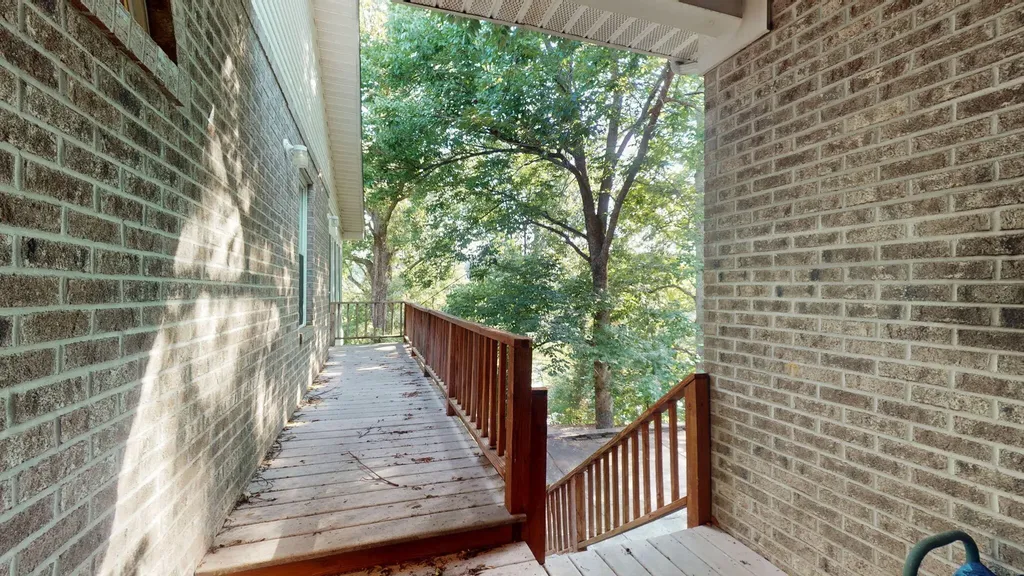 839 Summit Point Cadiz KY 42211