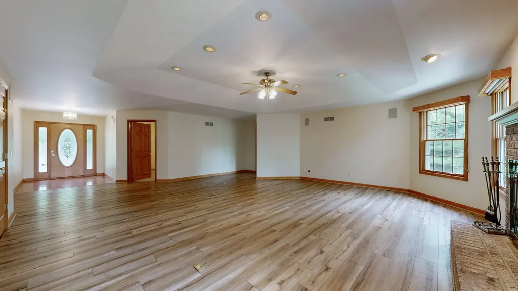 839 Summit Point Cadiz KY 42211
