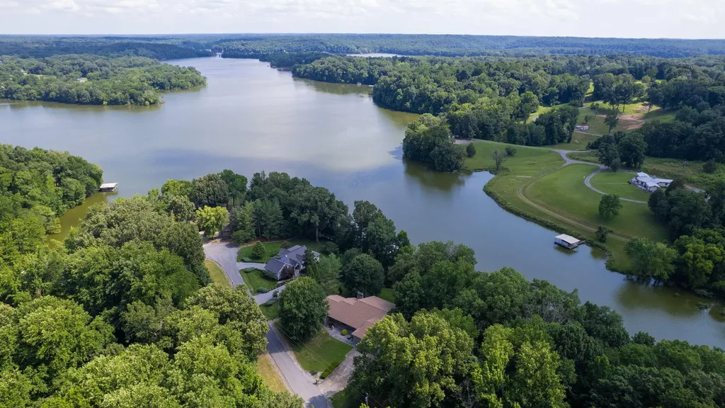 839 Summit Point Cadiz KY 42211