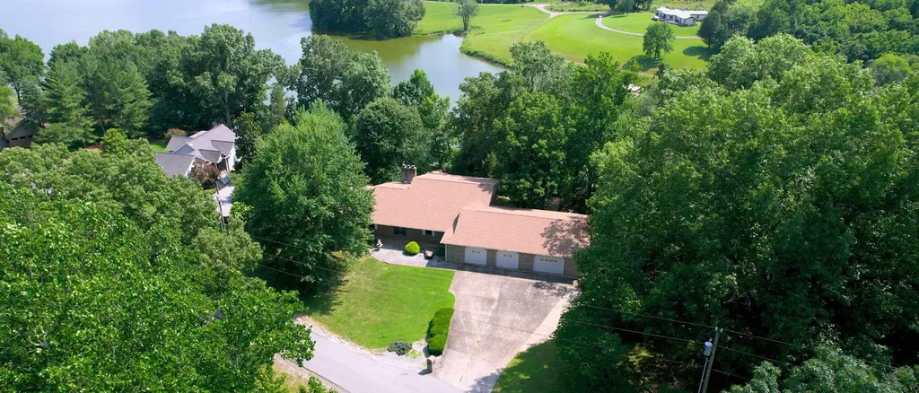 839 Summit Point Cadiz KY 42211